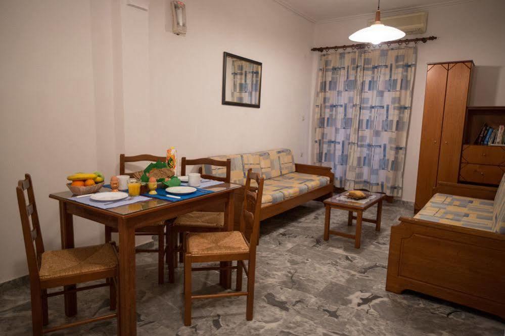 פליאוחורה Filoxenia Apartments 2 מראה חיצוני תמונה