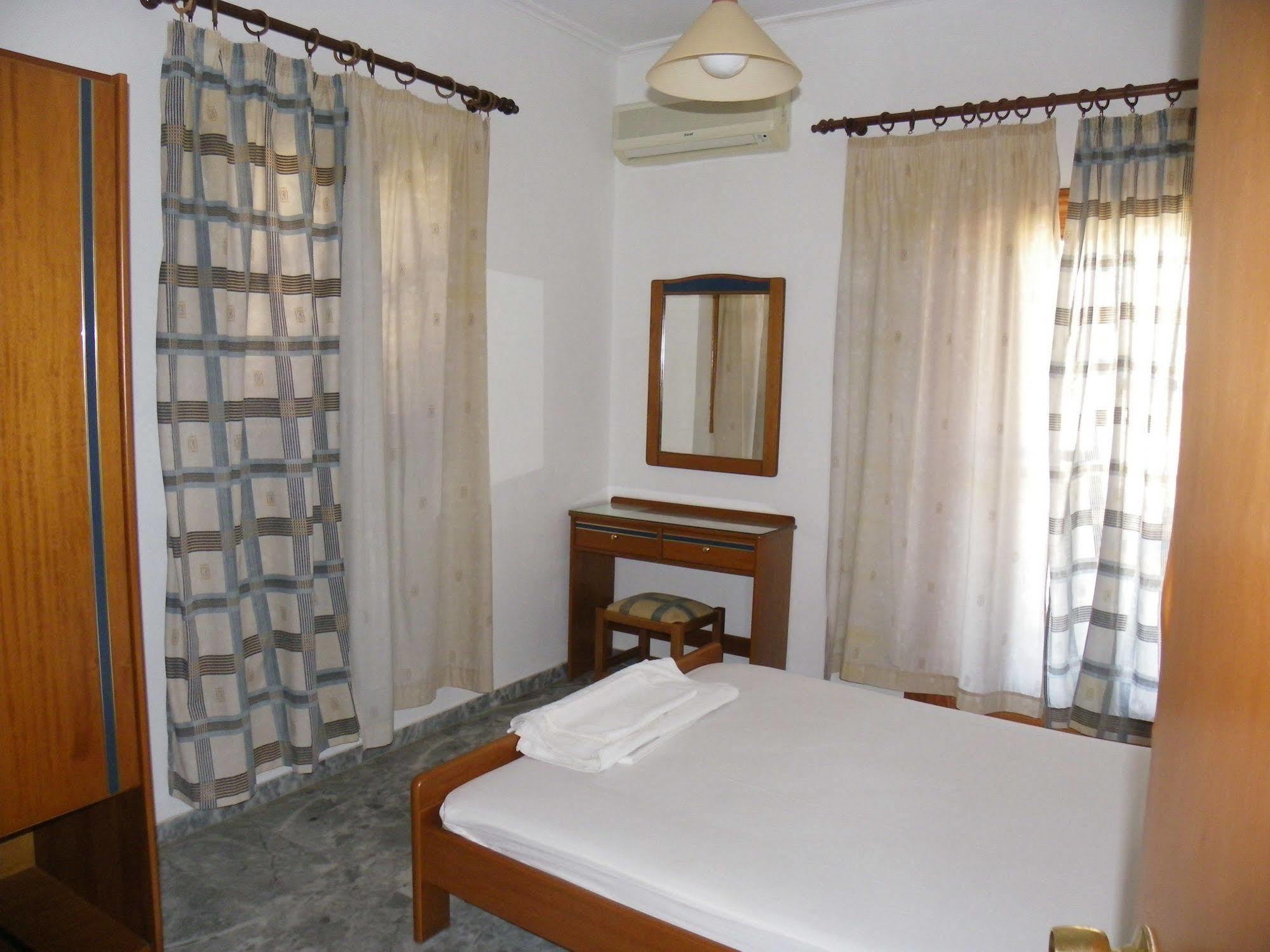 פליאוחורה Filoxenia Apartments 2 מראה חיצוני תמונה
