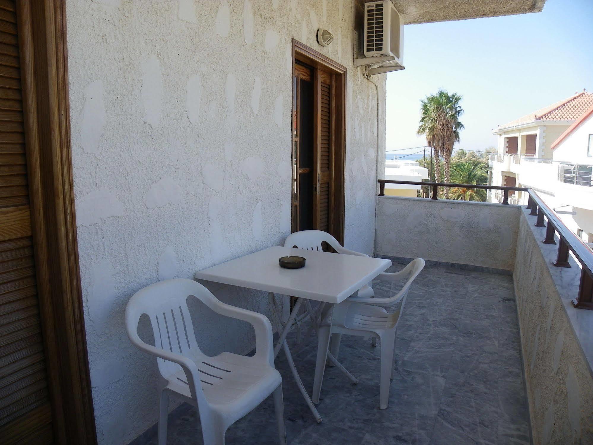 פליאוחורה Filoxenia Apartments 2 מראה חיצוני תמונה